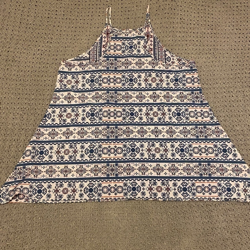 Multi-colored flowy tank top - Picture 5 of 5
